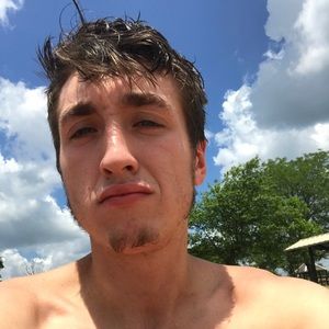 Meet your Posher, Marc